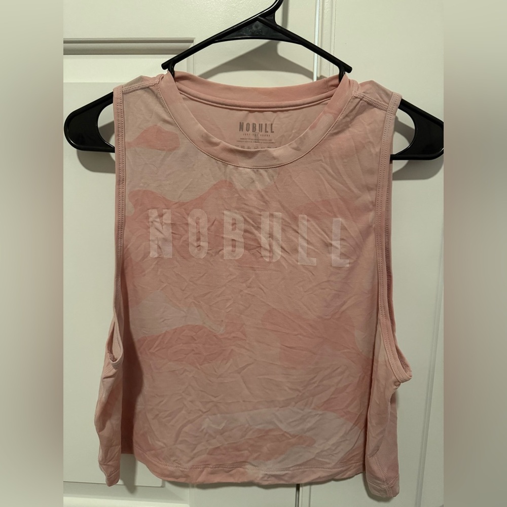 EUC NOBULL Women's Light Tan/Pink Muscle Tee Sz M